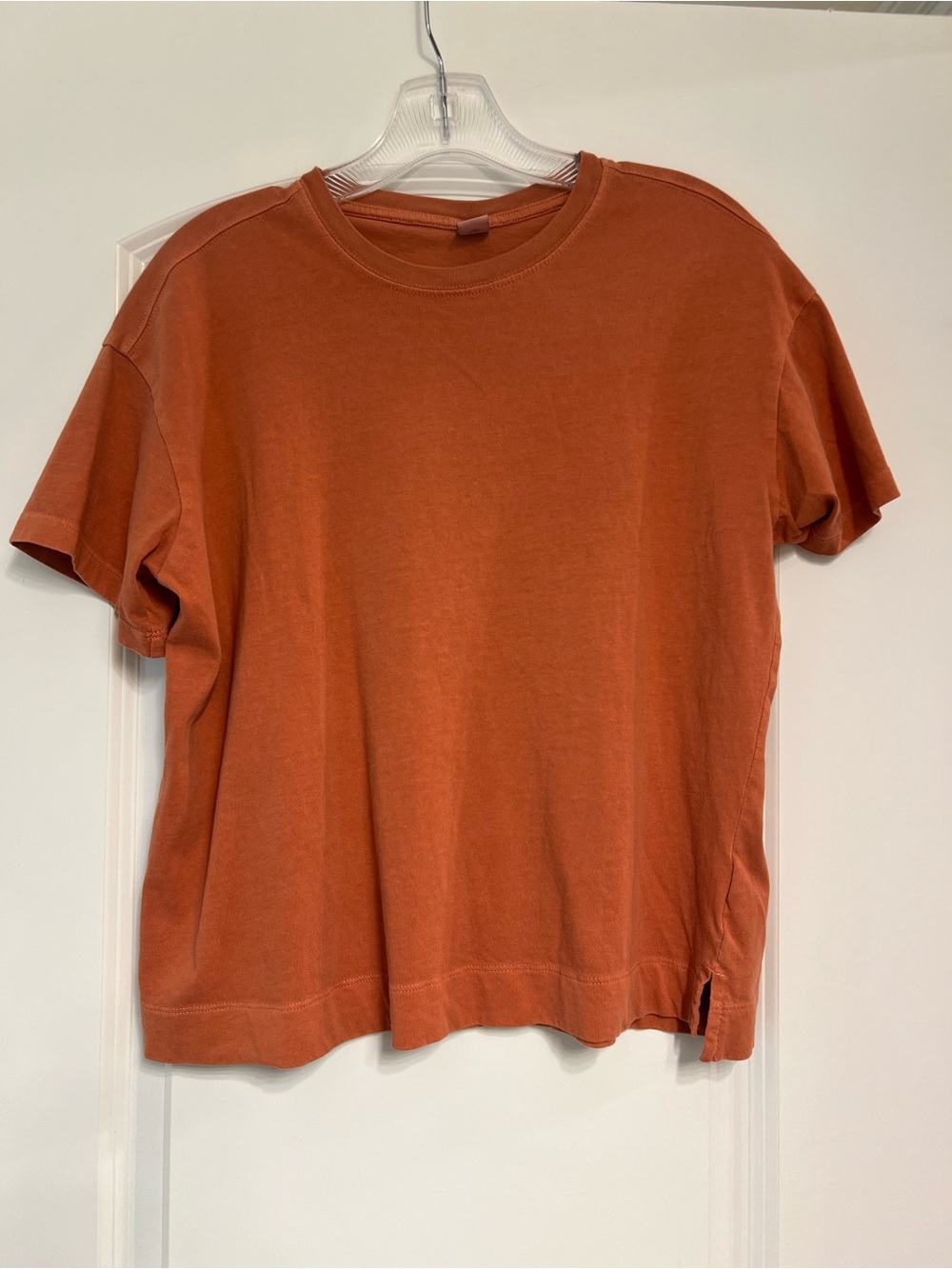 Old Navy Women's Short-Sleeve Crewneck Tee in Burnt Orange